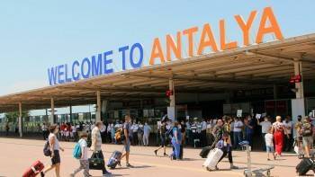 Свершилось: Россия возобновляет перелеты в Турцию с 22 июня, отпускники и туроператоры ликуют