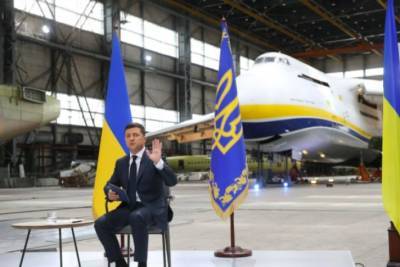 Зеленский подписал закон о поддержке украинских авиакомпаний: что он предусматривает