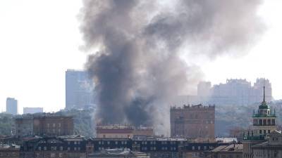 В центре Москвы загорелся склад пиротехники (ВИДЕО)