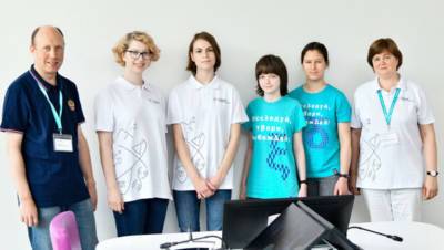 Российские школьницы стали победительницами международной олимпиады по информатике