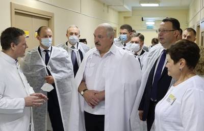 Лукашенко – медикам: Будьте стержнем общества. Поберегите себя! От вашего здоровья зависит наше