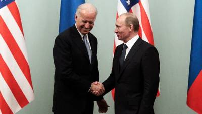 США приостановят военную помощь Украине после встречи Байдена с Путиным