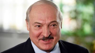 Лукашенко представился «глюкозой для взрослых» при общении с ребенком в больнице