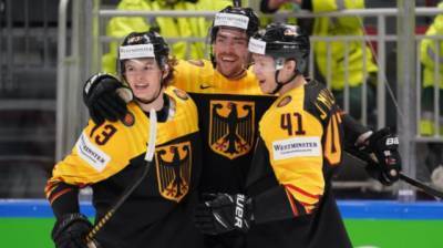 ЧМ по хоккею: Германия вытащила Канаду в четвертьфинал