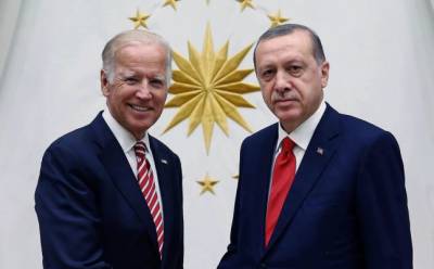 Эрдоган намерен узнать у Байдена причины обострения отношений между США и Турцией