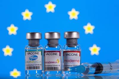 В Канаде одобрили комбинированное применение вакцин от COVID-19