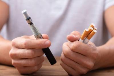 В Украине планируют запретить курение электронных сигарет в общественных местах