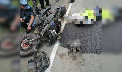 Оба без водительских прав: в Башкирии подросток на мопеде столкнулся с бетоновозом