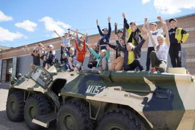 В Костроме росгвардейцы организовали праздник для детей