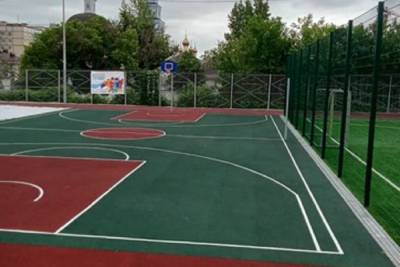 Белгородцы смогут заниматься спортом на новом школьном стадионе в центре города