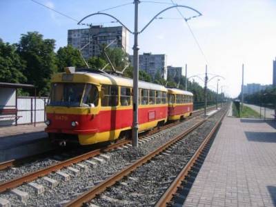 В Киеве закрыли скоростной трамвай