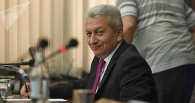 Почему чиновникам в Армении пишут премии: Джанджугазян ответил на "больной" вопрос