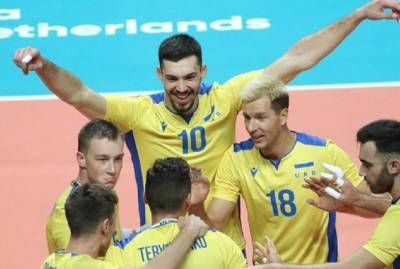 Сборная Украины по волейболу стартовала с победы в Золотой Евролиге