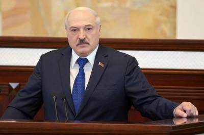 «Придется попросить Путина...»: Лукашенко начинает мстить Украине за закрытое небо