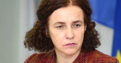 Министр образования Илга Шуплинска готова к возможной отставке и уходу из НКП - rus.delfi.lv - Латвия - Шуплинск