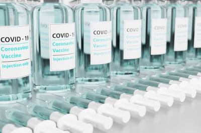 Производителям вакцин от COVID-19 могут дать право на возмещение НДС в упрощенном порядке