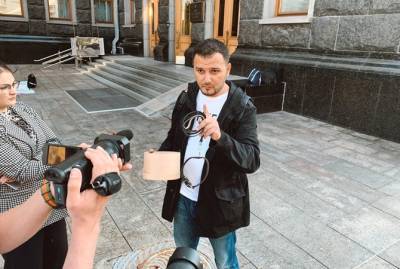 Обидевший Мендель журналист опроверг, что будет новым пресс-секретарем Зеленского