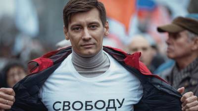 В Кремле не видят связи между политикой и задержанием Гудкова