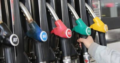 Кабмин позволил АЗС повысить цены на бензин