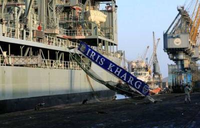 Найбільший корабель ВМС Ірану затонув після масштабної пожежі