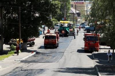 В Брянске перекрыли улицу Горького из-за ремонта дороги