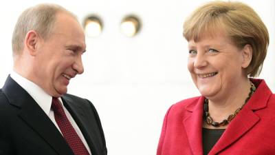 На Украине обвиняют Меркель в предательстве – «была готова...