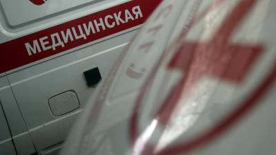 Двух взрослых и ребенка госпитализировали после ДТП с эвакуатором в Москве