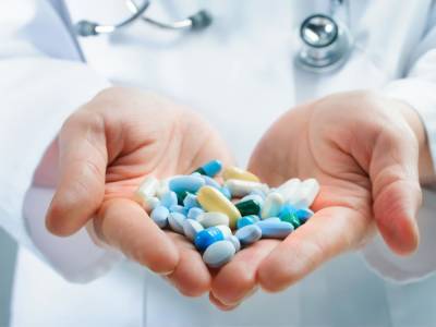 Рада одобрила за основу закон о госзакупках препаратов для лечения редких болезней
