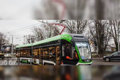 Гостям ПМЭФ показали трамвай будущего