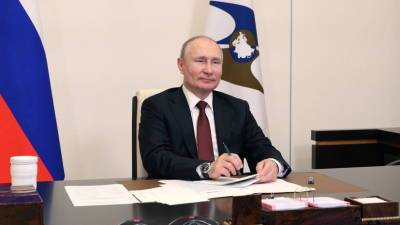 Путин отметил важность вакцинации от коронавируса