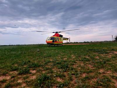 Санитарный вертолет доставил 10-летнего мальчика из Знаменска