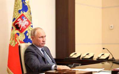 Путин: В депутатском корпусе Госдумы нужны люди от земли