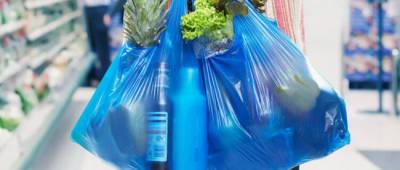 Как в Украине запретили пластиковые пакеты и кого за них оштрафуют