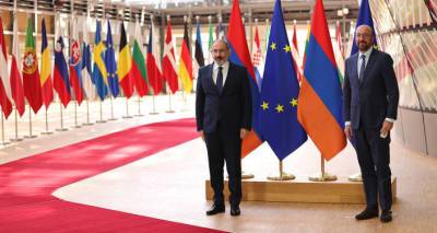Пашинян представил главе Европейского совета ситуацию на армяно-азербайджанской границе