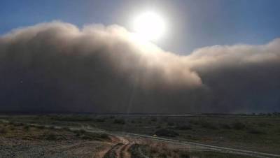 На Астраханскую область обрушилась новая пыльная буря