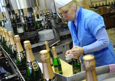 В Швеции запретили продажу "Советского шампанского" из Белоруссии