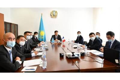 Казахстан и Франция провели межмидовские консультации