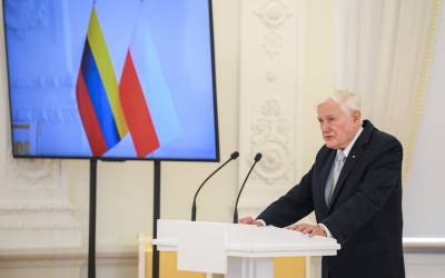 Экс-президент Литвы назвал абсурдом запрос о его причастности к геноциду белорусов