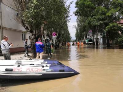 Растет число пропавших без вести после наводнения в Ялте