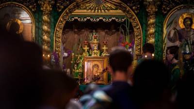 Священник объяснил значение праздника Святой Троицы