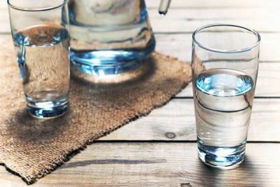 Как правильно пить воду: 8 советов от звездного нутрициолога
