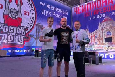 Белгородский гиревик взял золото на чемпионате России по гиревому спорту