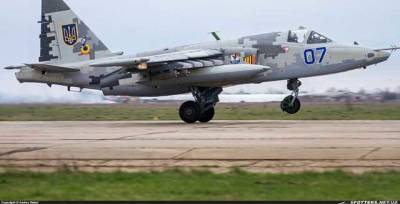Украинские Су-25 в 2014-м показали эффективность в ходе боев у Мариновки и Степановки, - авиаэксперт Лукашевич