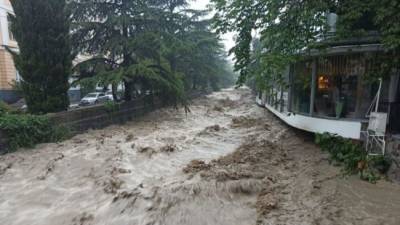 Число пострадавших от наводнения в Ялте увеличилось до 40