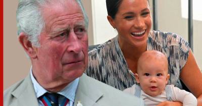 Принц Чарльз захотел лишить сына Гарри и Меган королевского титула