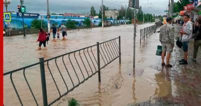 Пострадавшим от наводнения жителям Крыма возместят ущерб