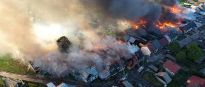 В польском селе произошел масштабный пожар: сгорело более 40 зданий, девять человек пострадали