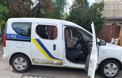 В Запорожской области задержанный напал на полицейского и повредил авто