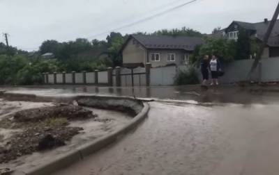 Непогода в Черновицкой области: подтоплены более 10 населенных пунктов
