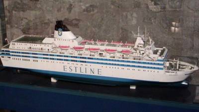 К затонувшей "Эстонии" направится экспедиция в связи с новыми данными о трагедии